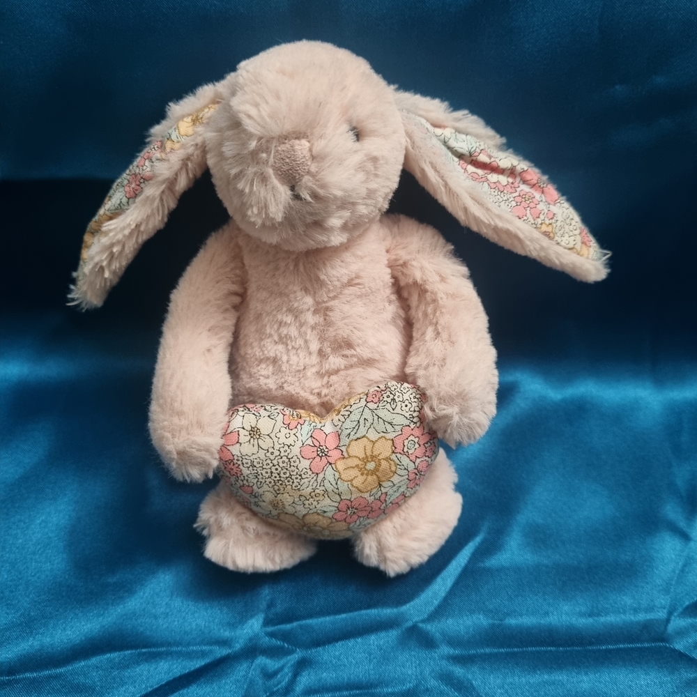 Jellycat Blush Bunny with Floral Heart